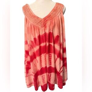 Studio West tie dyed sleeveless v neck flare top in pinks Size 2X EUC